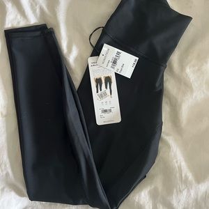 XS ALO Yoga leggings NWT